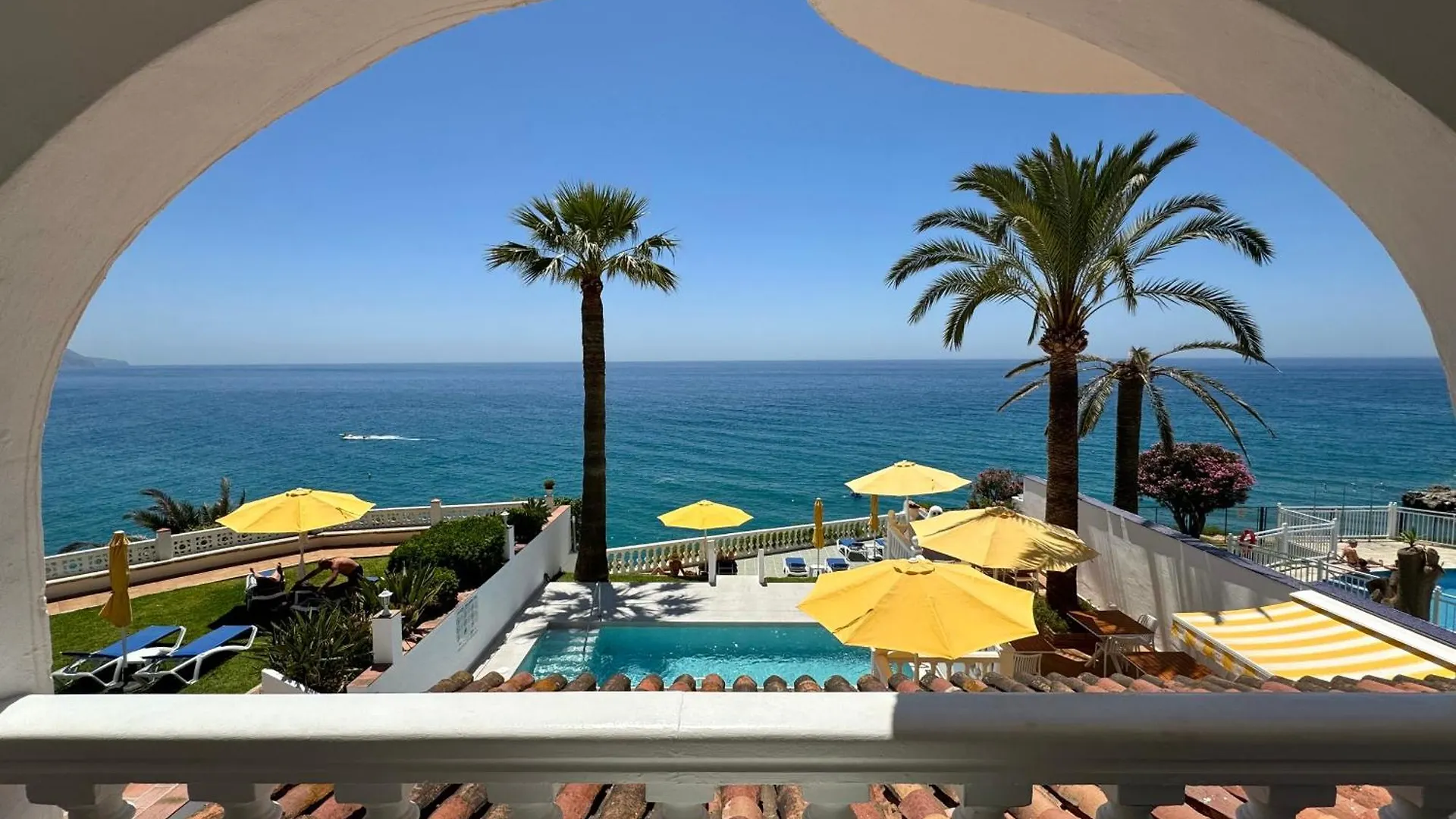 **  Hotel Paraiso Del Mar Spain