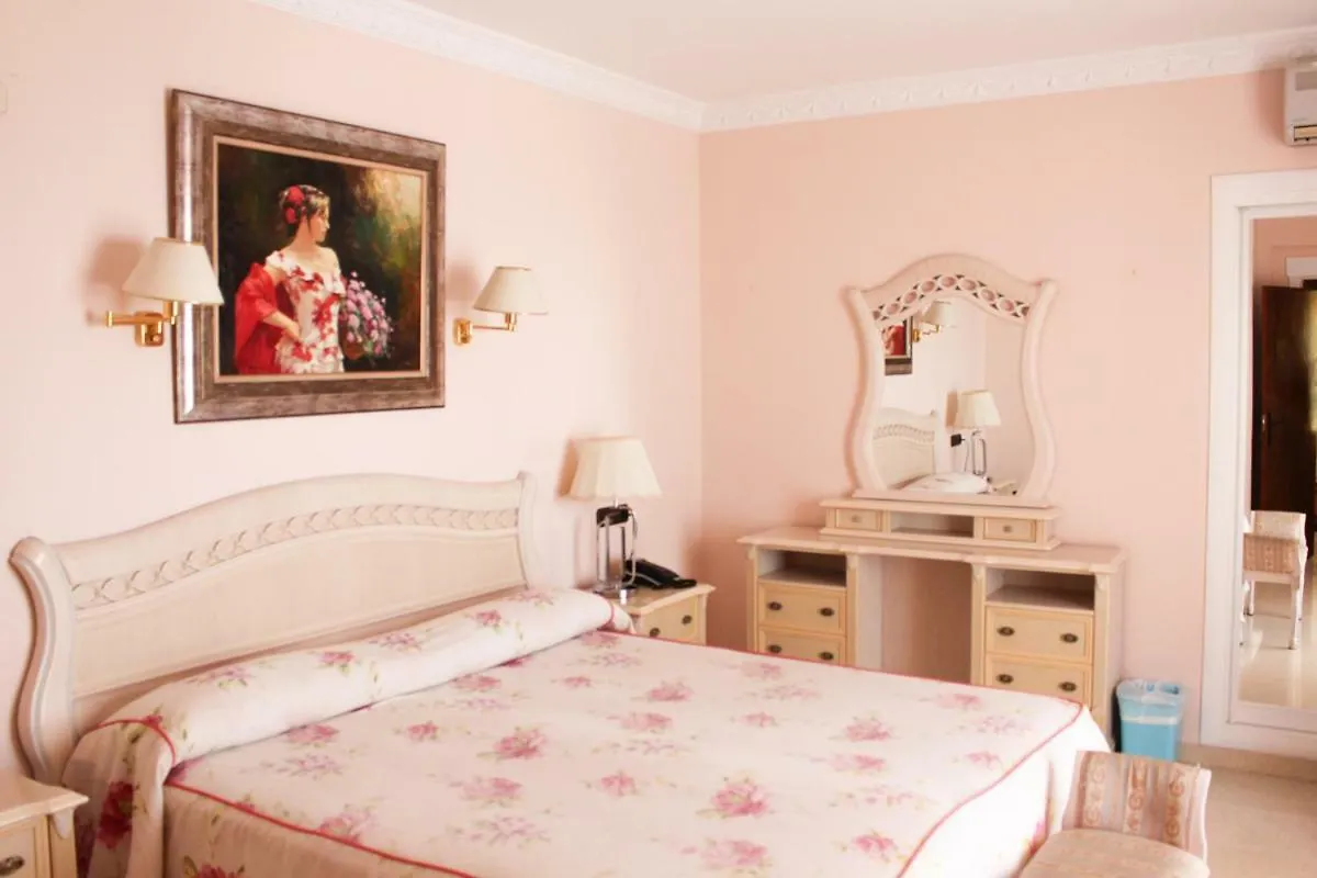 **  Hotel Paraiso Del Mar Spain