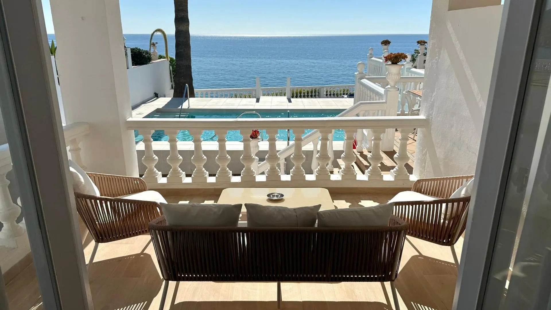 Hotel Paraíso Del Mar Nerja Espanha