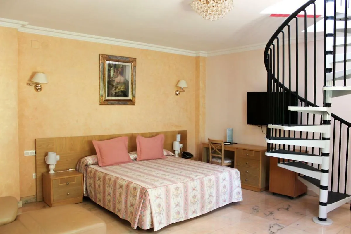 Hotel Paraiso Del Mar Nerja Spanien